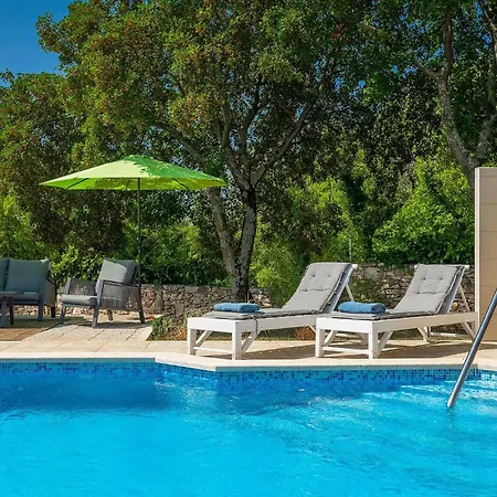 Krase Holiday home *
