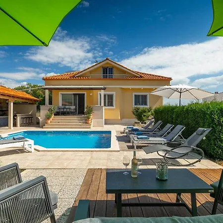Holiday home Krase