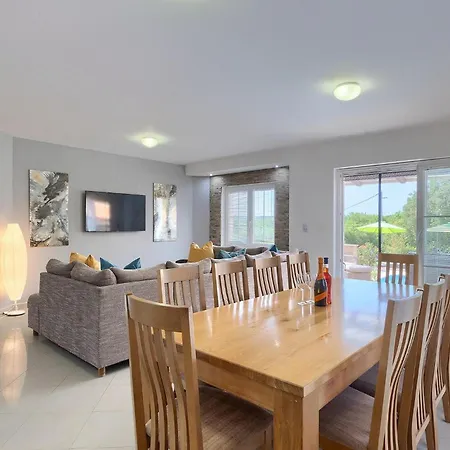 Krase Holiday home *